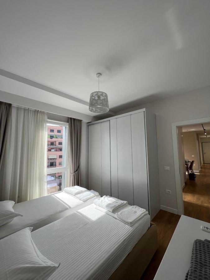 Appartamento Blanc 7 Tirana Esterno foto